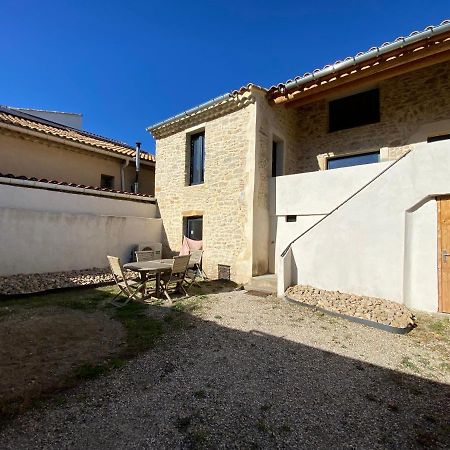 Charmante Maison Face A L'Eglise De Codolet Villa Exterior photo